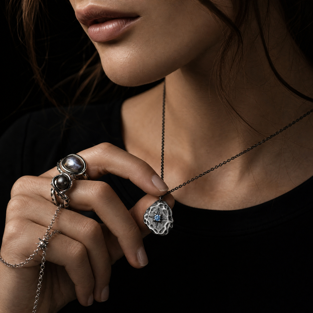"Meteor" — 999 Fine Silver Necklace · Celestial Collection