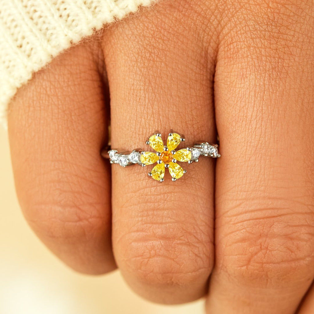 For Sisters Gem Flower Ring