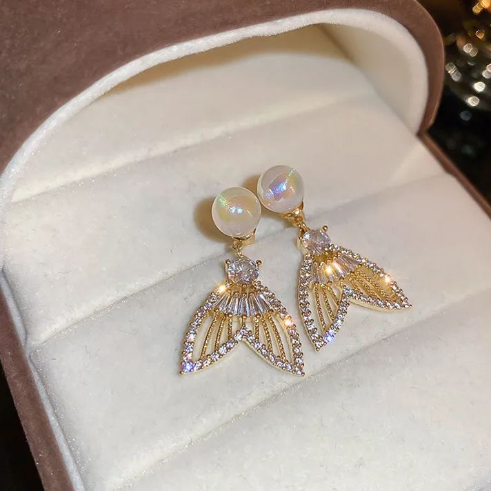 Sparkling Mermaid Pearl Fishtail Earrings