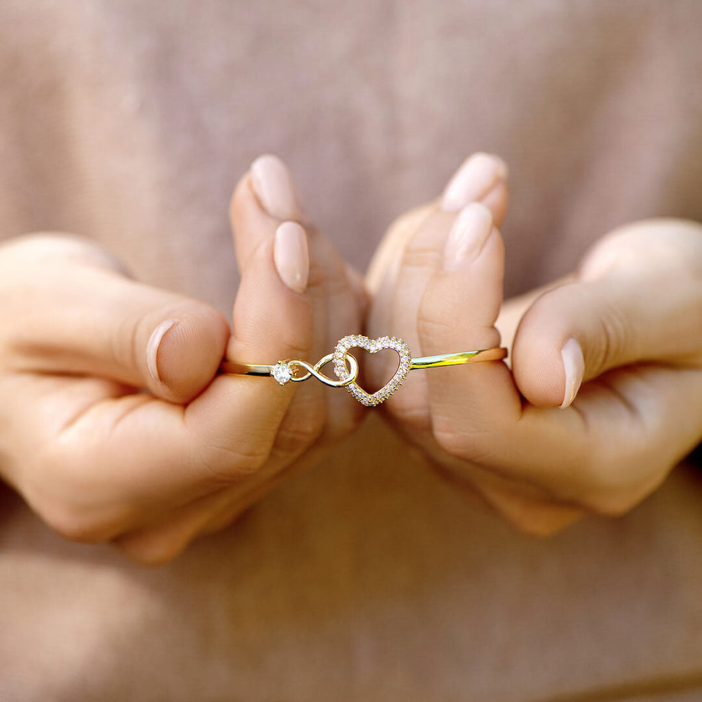 Mother and Daughter A Link That Can Never Be Undone Bracelet