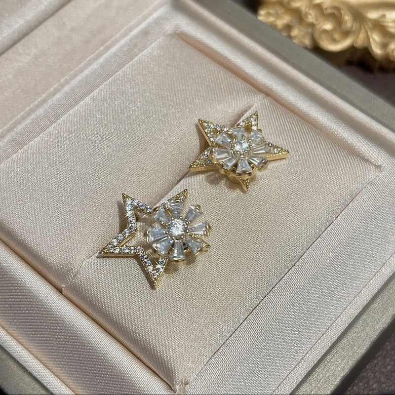 Rotating Star Flower Zircon Earrings