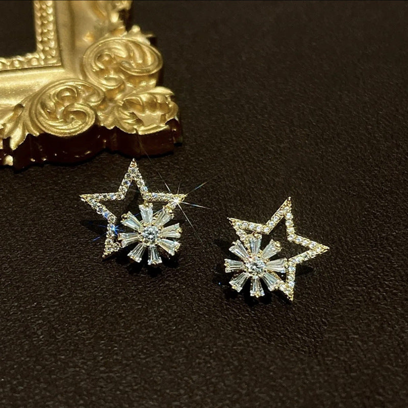 Rotating Star Flower Zircon Earrings